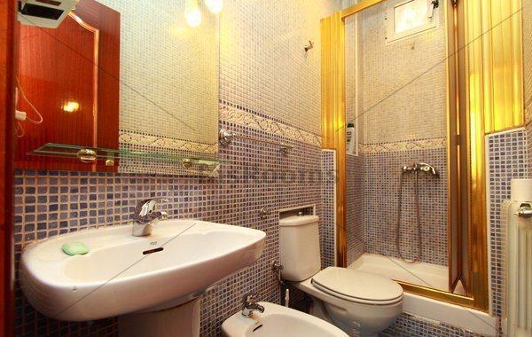 Hostal Rico Madrid Extérieur photo