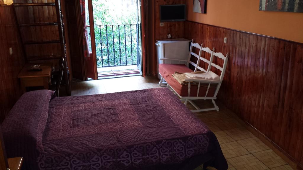 Hostal Rico Madrid Chambre photo