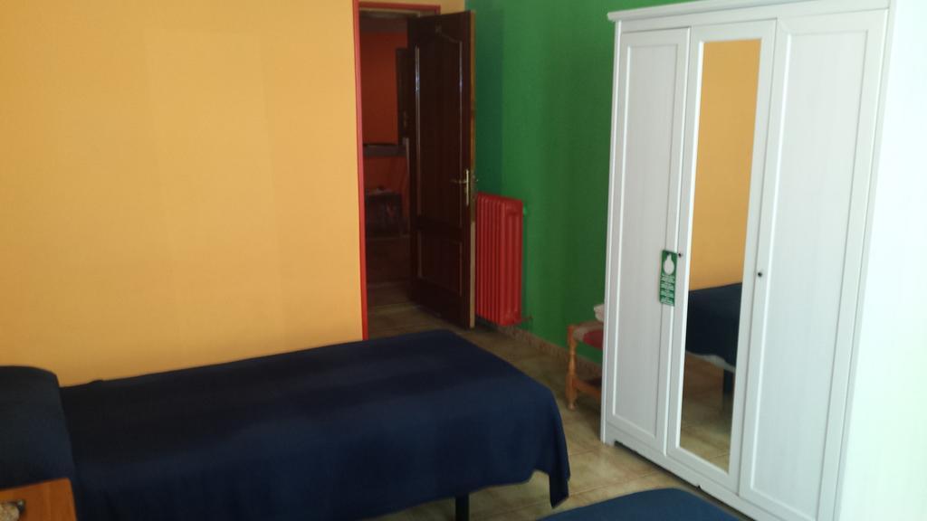 Hostal Rico Madrid Extérieur photo