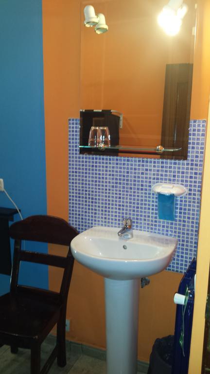 Hostal Rico Madrid Extérieur photo