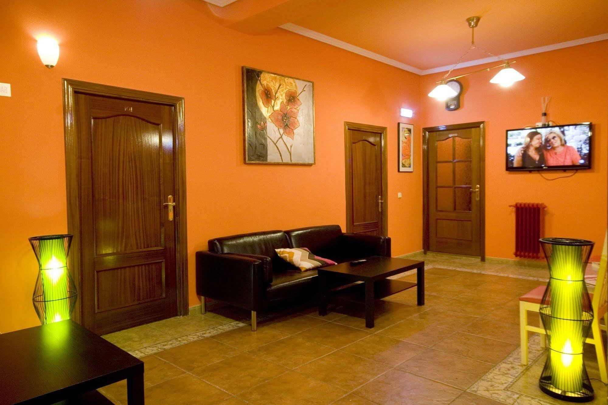 Hostal Rico Madrid Extérieur photo